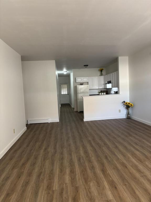 property at 6 S Central Ave