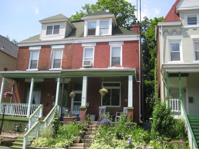 property at 416 Noble St