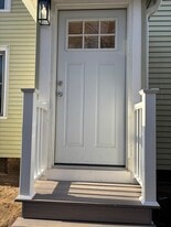 1744 Farmington Ave, Unit 3 in Unionville, CT - Building Photo