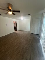 5230 Brightside View Dr, Unit 1 in Baton Rouge, LA - Building Photo - Building Photo