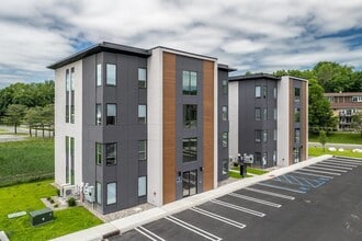 3 Sabrina Ct, Unit 1 in Middletown, NY - Building Photo - Building Photo