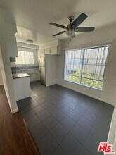 1441 S Hayworth Ave in Los Angeles, CA - Building Photo - Building Photo