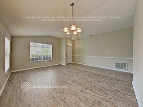 3135 Beaver Pond Trail in Valrico, FL - Foto de edificio - Building Photo