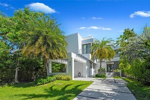 1311 Stillwater Dr in Miami Beach, FL - Building Photo