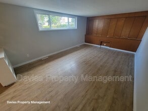 12732-12787 87 St NW in Edmonton, AB - Building Photo - Building Photo