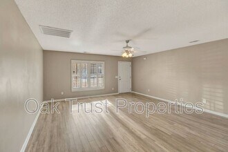 196 Wildberry Ln in Goose Creek, SC - Building Photo - Building Photo