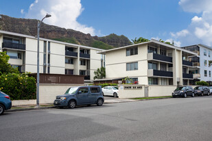 Diamond Head Condominiums at Pualei Cir Apartamentos