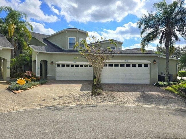 property at 3840 Serenade Ln