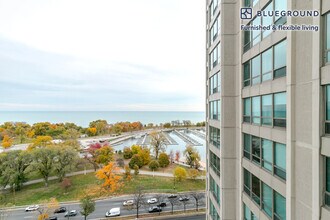 3450 N Lake Shore Dr in Chicago, IL - Building Photo - Building Photo