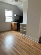 204 Crescent Plz, Unit #3 in Yonkers, NY - Foto de edificio - Building Photo