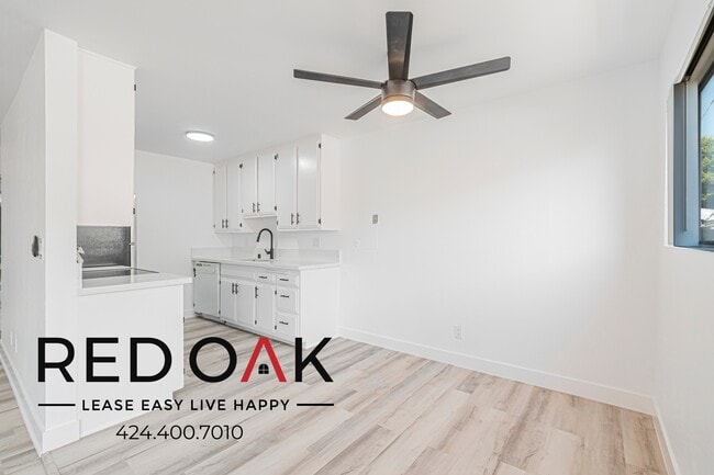 326 W Queen St in Inglewood, CA - Building Photo - Building Photo