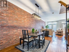 548D Scarlett Rd in Toronto, ON - Building Photo - Building Photo