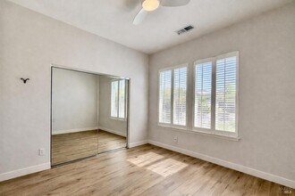 844 Signorelli Cir in St Helena, CA - Building Photo - Building Photo