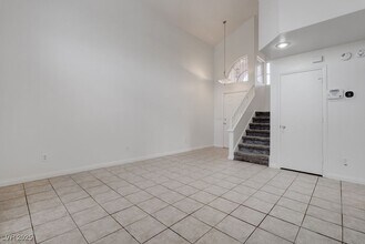 2187 Eclair Cir in Las Vegas, NV - Building Photo - Building Photo