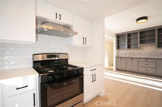 522 17th St in Huntington Beach, CA - Building Photo - Building Photo