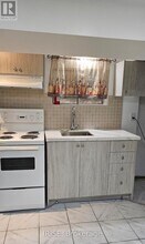 165 Regent Rd in Toronto, ON - Building Photo - Building Photo