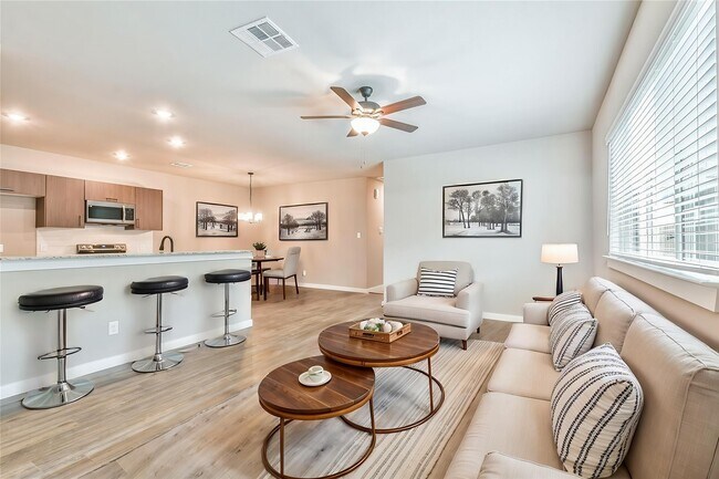 property at 25531 Starling Ln