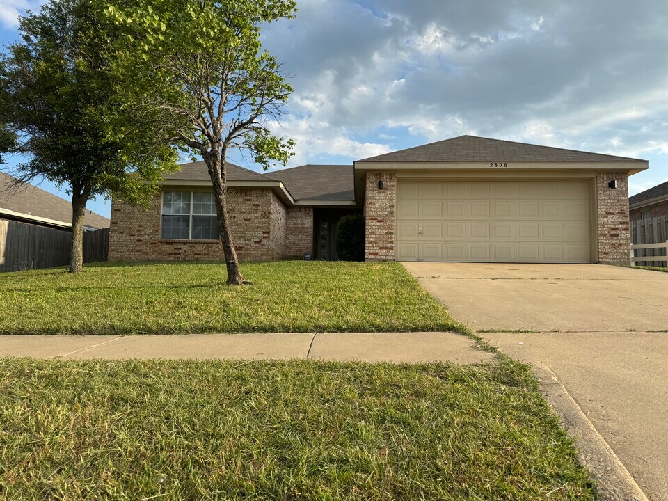 2806 Maria Dr in Killeen, TX - Building Photo