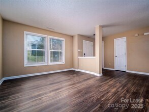 910 Torsion Lane in Clover, SC - Building Photo - Building Photo