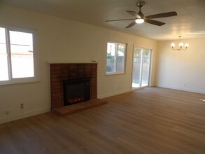 1329 W Loquat Ave in Lompoc, CA - Building Photo - Building Photo