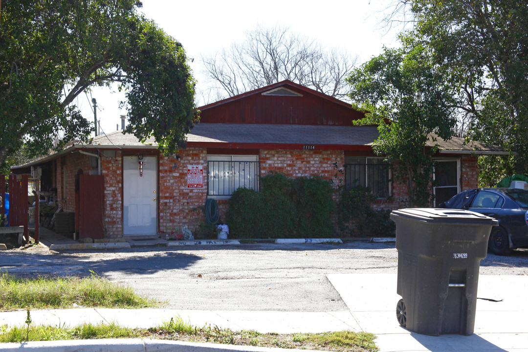 11114 Belair Dr in San Antonio, TX - Foto de edificio