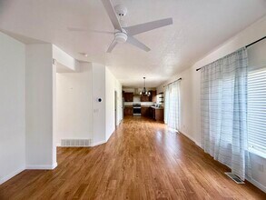 2007 Fielding Hill Ln in Draper, UT - Building Photo - Building Photo