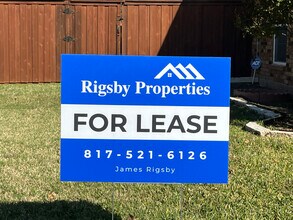 900 Elmhill Ct in Coppell, TX - Building Photo - Building Photo