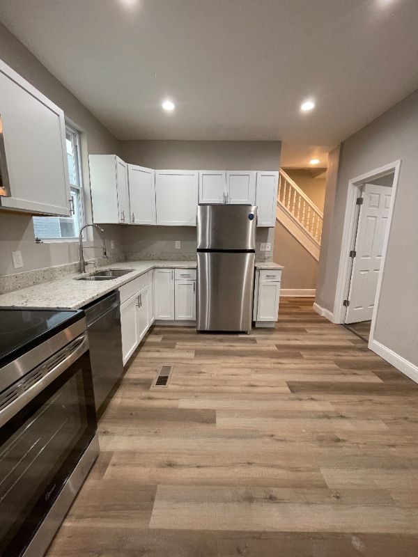 928 Fairbanks Ave in Cincinnati, OH - Building Photo - Building Photo