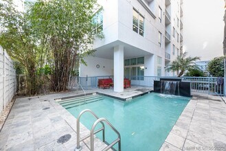 234 NE 3rd St, Unit 1505 in Miami, FL - Building Photo - Building Photo