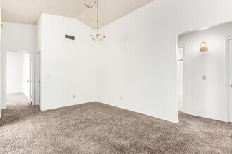 10734 W Ruth Ave in Peoria, AZ - Building Photo - Building Photo