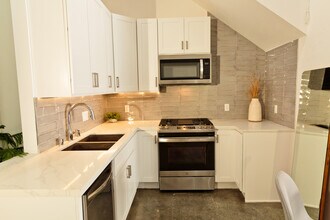 2763 Wright Ln in Los Angeles, CA - Foto de edificio - Building Photo