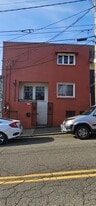 7825 SW 35th Ave, Unit 7825 SW 35th in Portland, OR - Building Photo