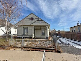 1626 E Routt Ave in Pueblo, CO - Building Photo