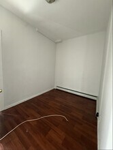 285 Old Bergen Rd, Unit 1 in Jersey City, NJ - Building Photo - Building Photo