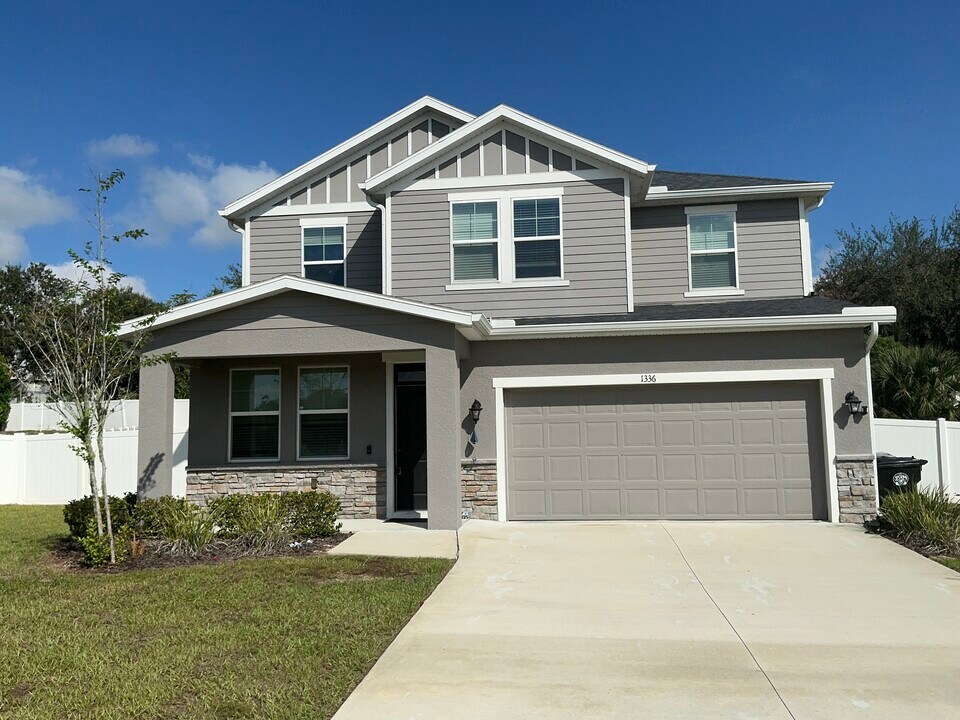1336 Mount Logan Dr in Apopka, FL - Building Photo