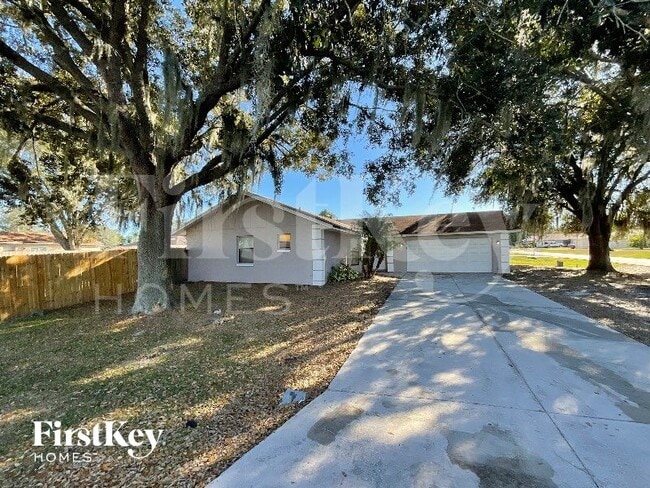 property at 7989 Sioux Ln