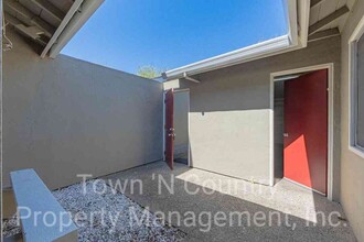 19120 Creekside Pl in Salinas, CA - Building Photo - Building Photo