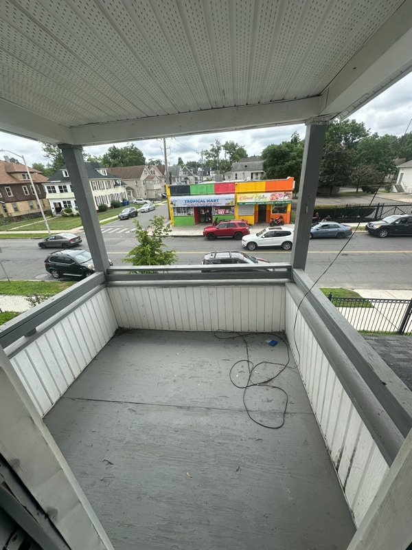 342 Wilbraham Rd, Unit 2 in Springfield, MA - Foto de edificio - Building Photo