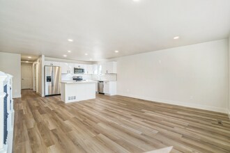 100 Sunflower Dr in Windsor, CO - Building Photo - Building Photo