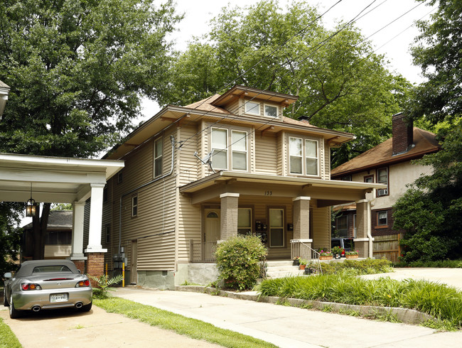 133 Evergreen St in Memphis, TN - Building Photo - Building Photo