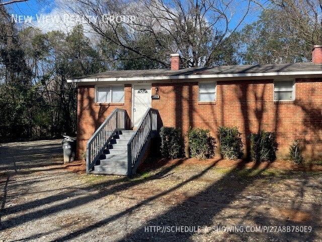 3426 Bonaire Dr in Charlotte, NC - Building Photo