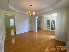 9901 Hazelview Dr in Charlotte, NC - Building Photo - Building Photo