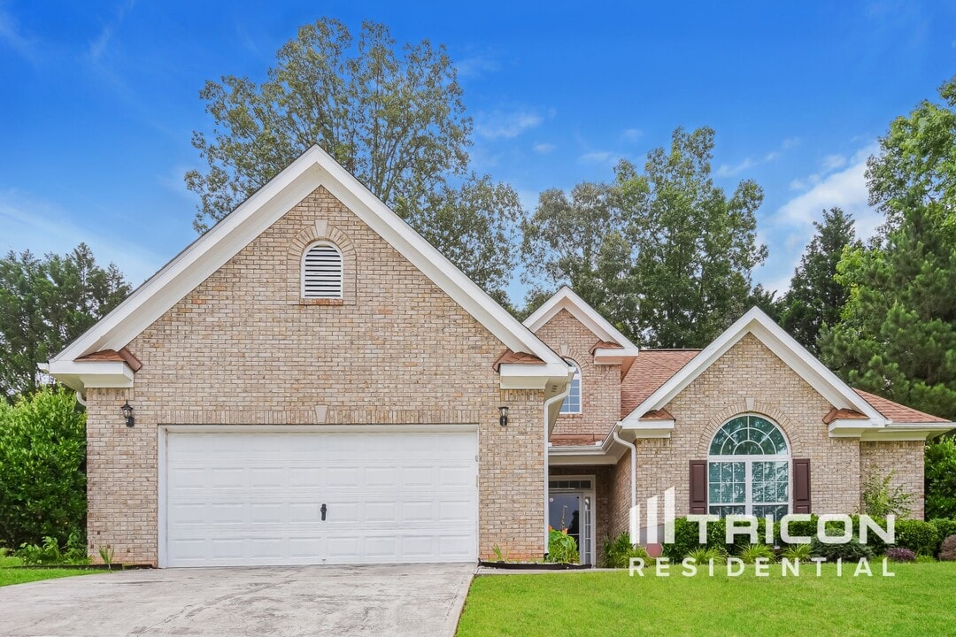 3050 Lost Cabin Pl in Douglasville, GA - Building Photo