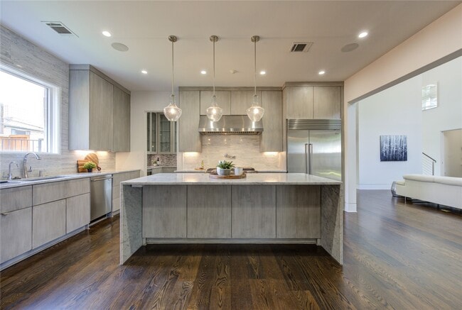 5202 Chesapeake Way in Houston, TX - Building Photo - Building Photo