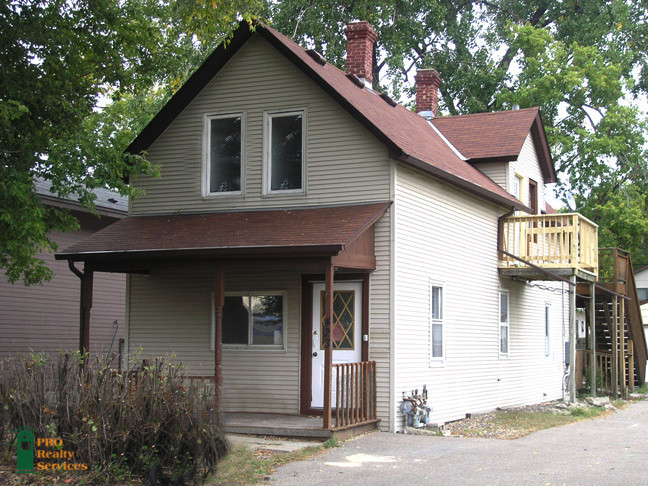 423 NE Taylor St-Unit -1 in Minneapolis, MN - Building Photo