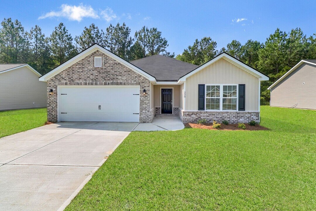 265 Willis Wy in Statesboro, GA - Building Photo