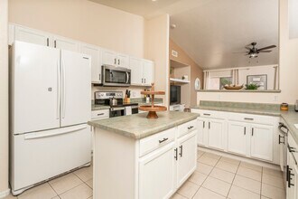 1762 E Sycamore Rd in Casa Grande, AZ - Building Photo - Building Photo