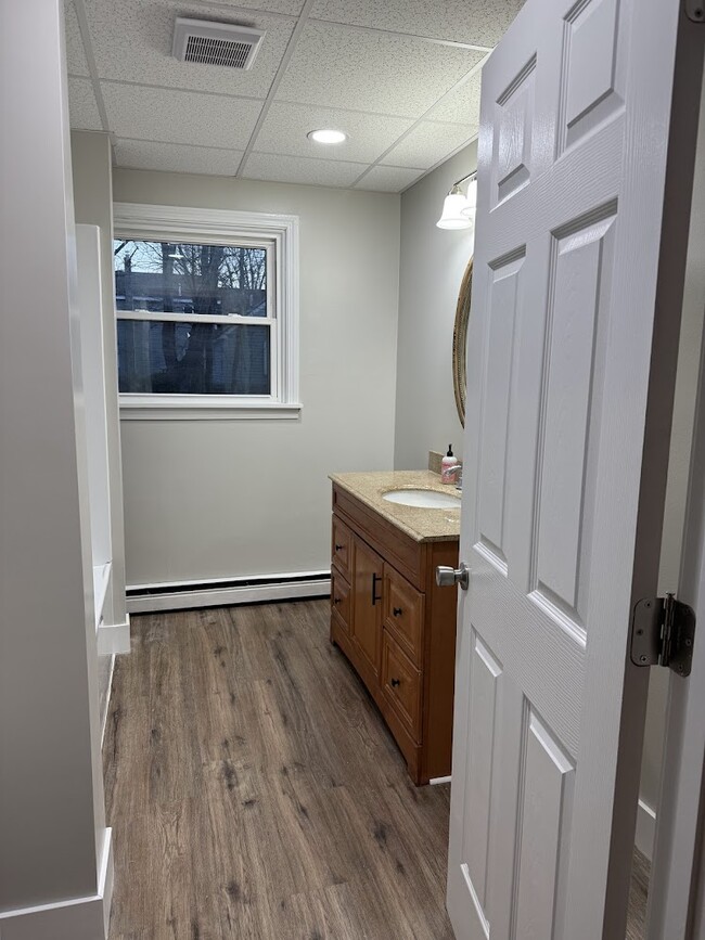 1429 Candia Rd, Unit 2 in Manchester, NH - Building Photo - Building Photo