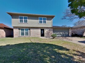 6128 Silver Leaf Dr in League City, TX - Building Photo