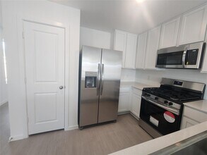 13022 Christopher David Dr in Crosby, TX - Building Photo - Building Photo